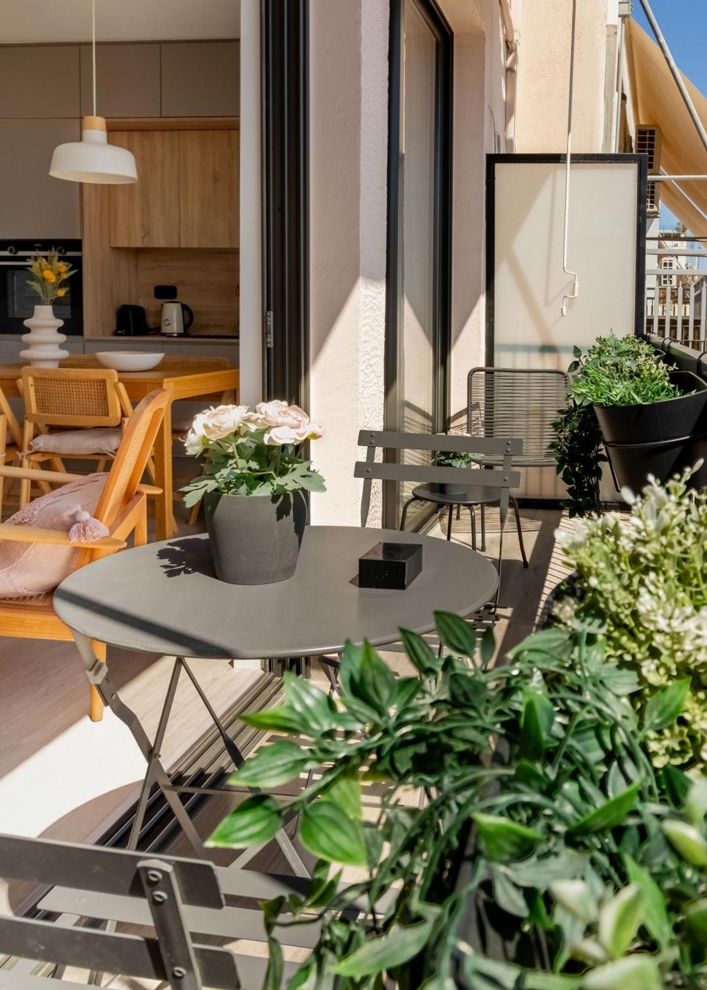 Charitos Heights Boutique Apt Ii, Kolonaki Athena Bagian luar foto